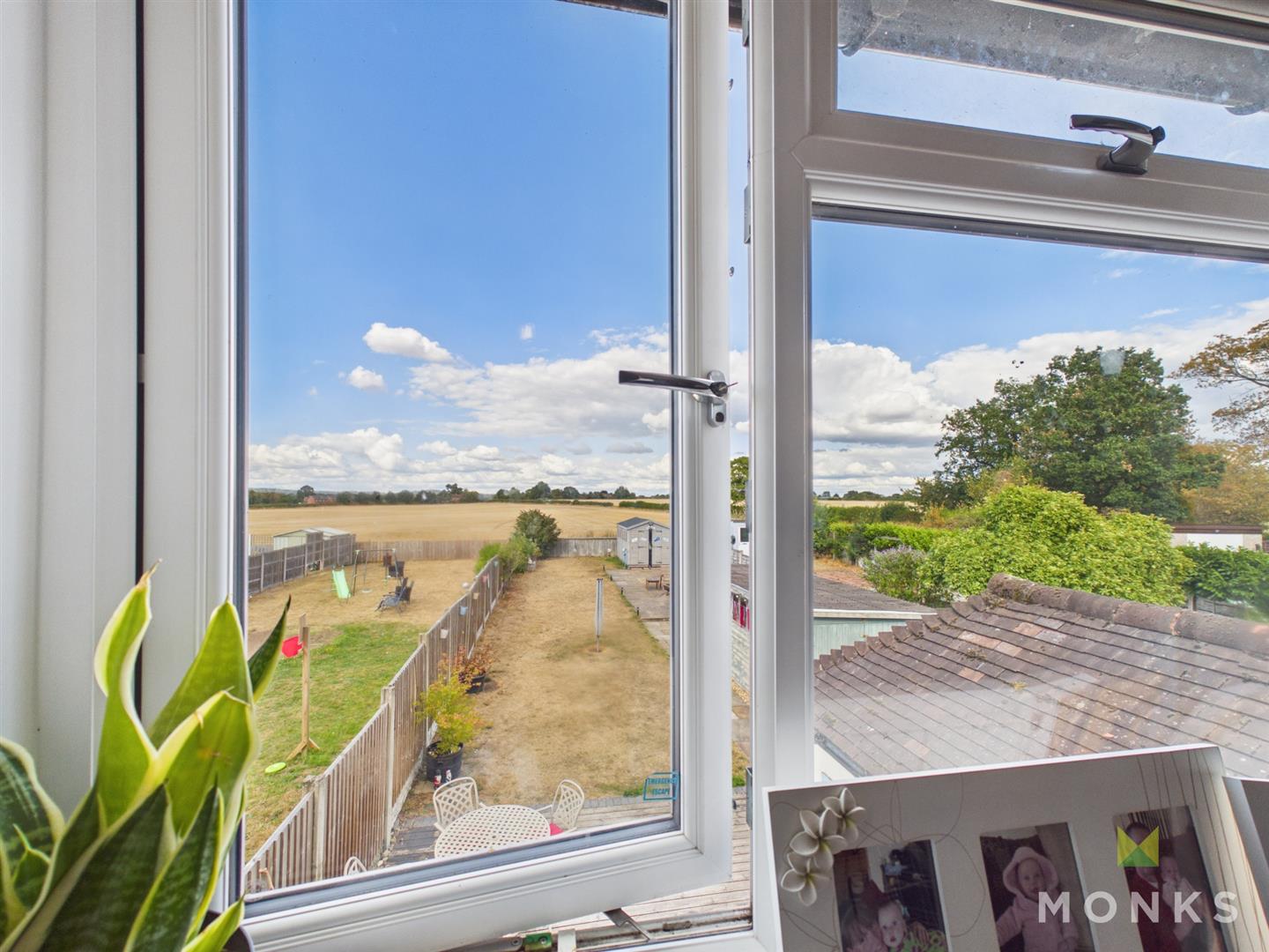 29 Mytton Lane, Shrewsbury, SY4 4JE For Sale